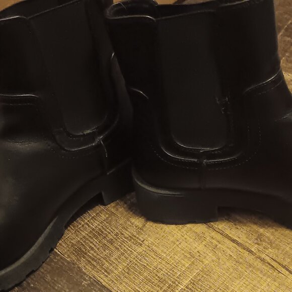 Black Chelsea Ankle Boots Women - Picture 3 of 8